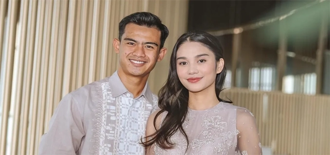 Momen Azizah Salsha Melayat Ke Rumah Duka Ayah Arhan Pratama