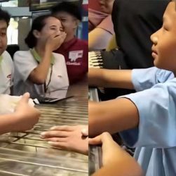 Viral Aksi Kocak Bocah Jual Batu Ke Toko Emas Di Bojonegoro